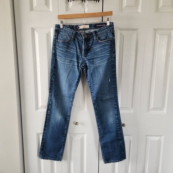 Vigoss Fit/Straight Leg Light Wash Blue Studded Jeans - Picture 11 of 11